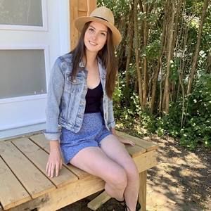 Meet your Posher, Vanessa